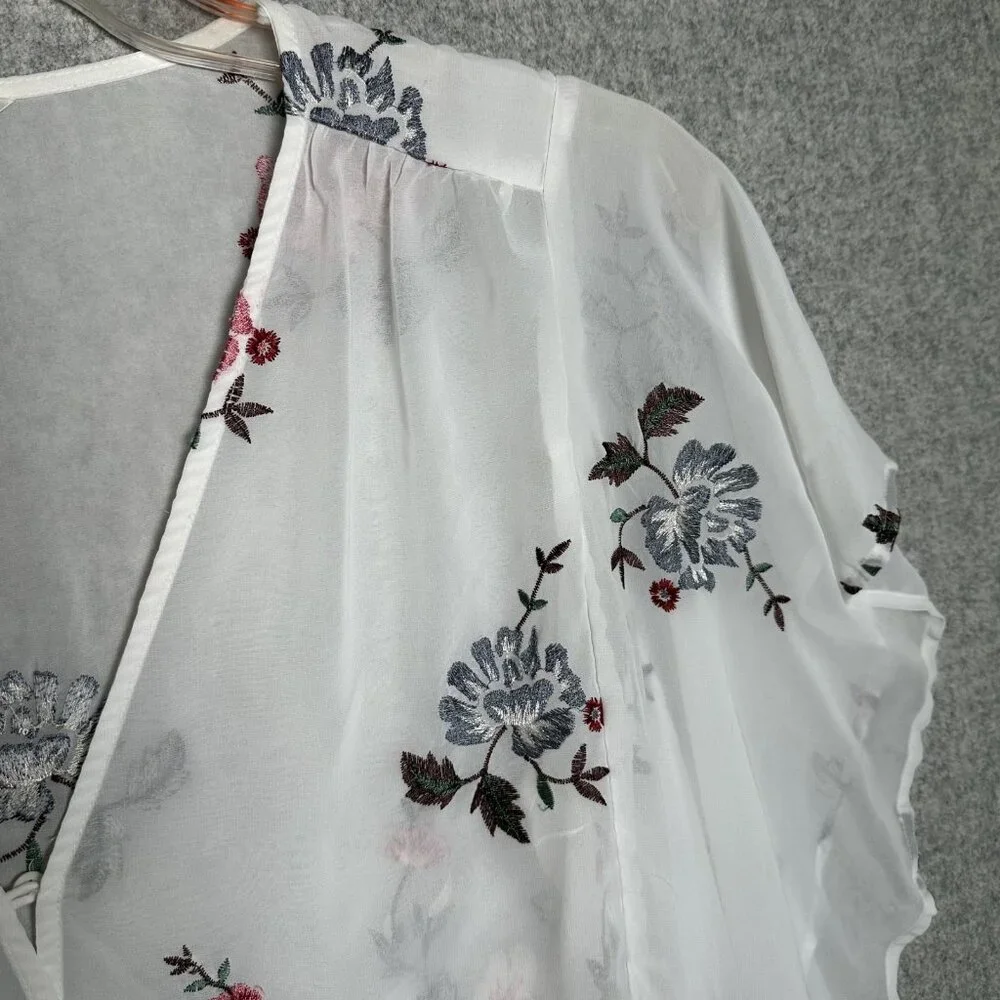 Lucky Brand XL Womens Top Sheer Embroidered Vneck White Floral Boho Cottage - Picture 3 of 16